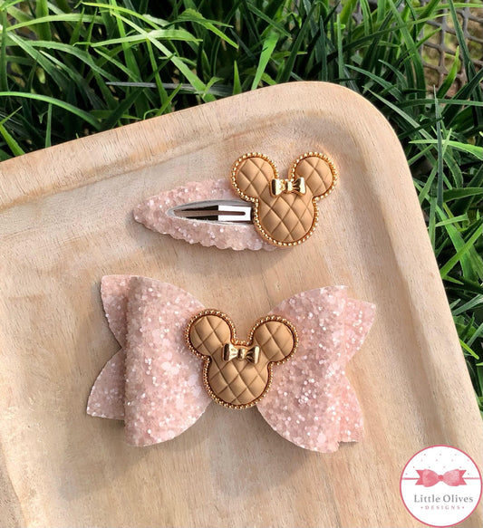 QUILTED MOUSE CLIP AND BOW - KHAKI