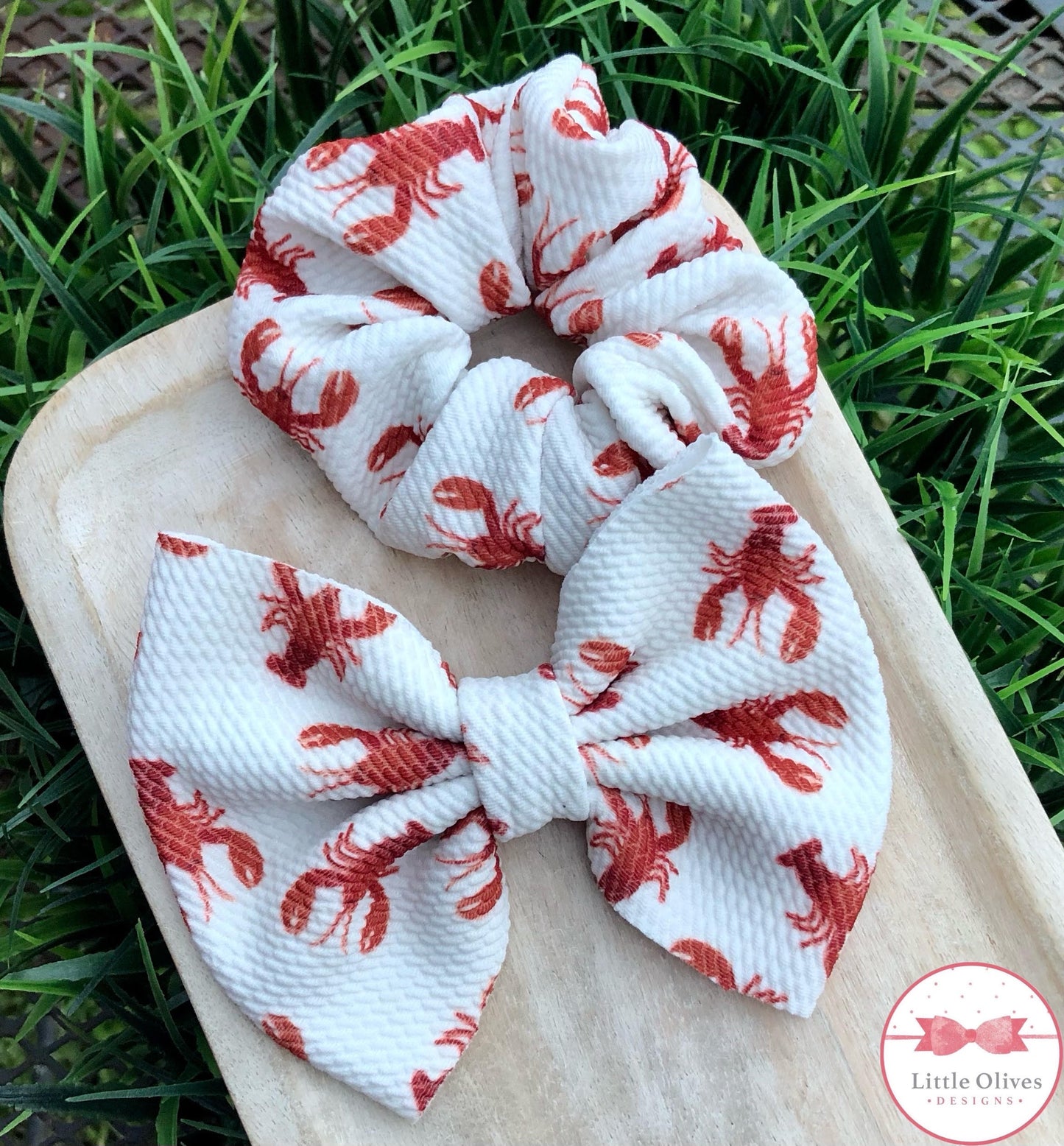 CRAWFISH SCRUNCHIE OR BOW