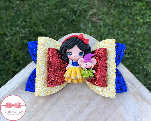 SNOW WHITE CLAY BOW