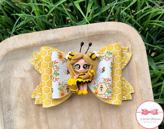 QUEEN BEE CLAY GIRL BOW