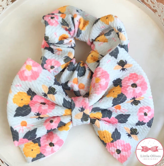 BEES AND BLOOMS SCRUNCHIE OR BOW