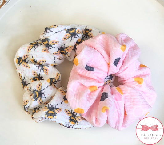 PINK HONEY BEES 2PC SCRUNCHIE SET