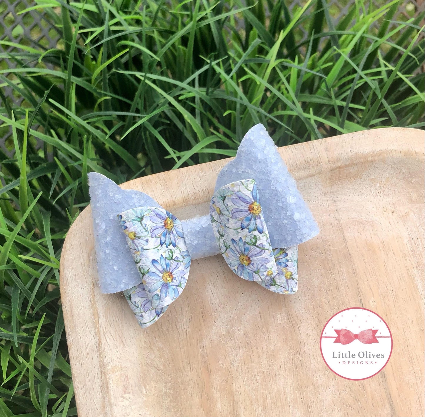 BLUE DAISY ABBY BOW