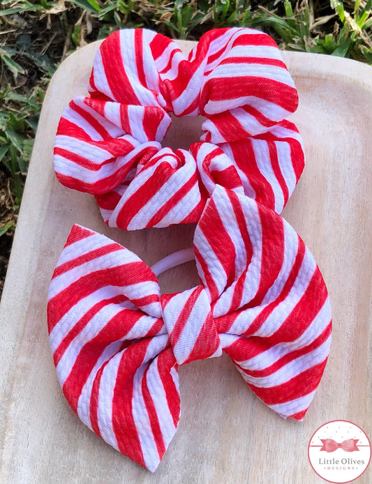 CANDY CANE STRIPE (WHITE) SCRUNCHIE AND BOW