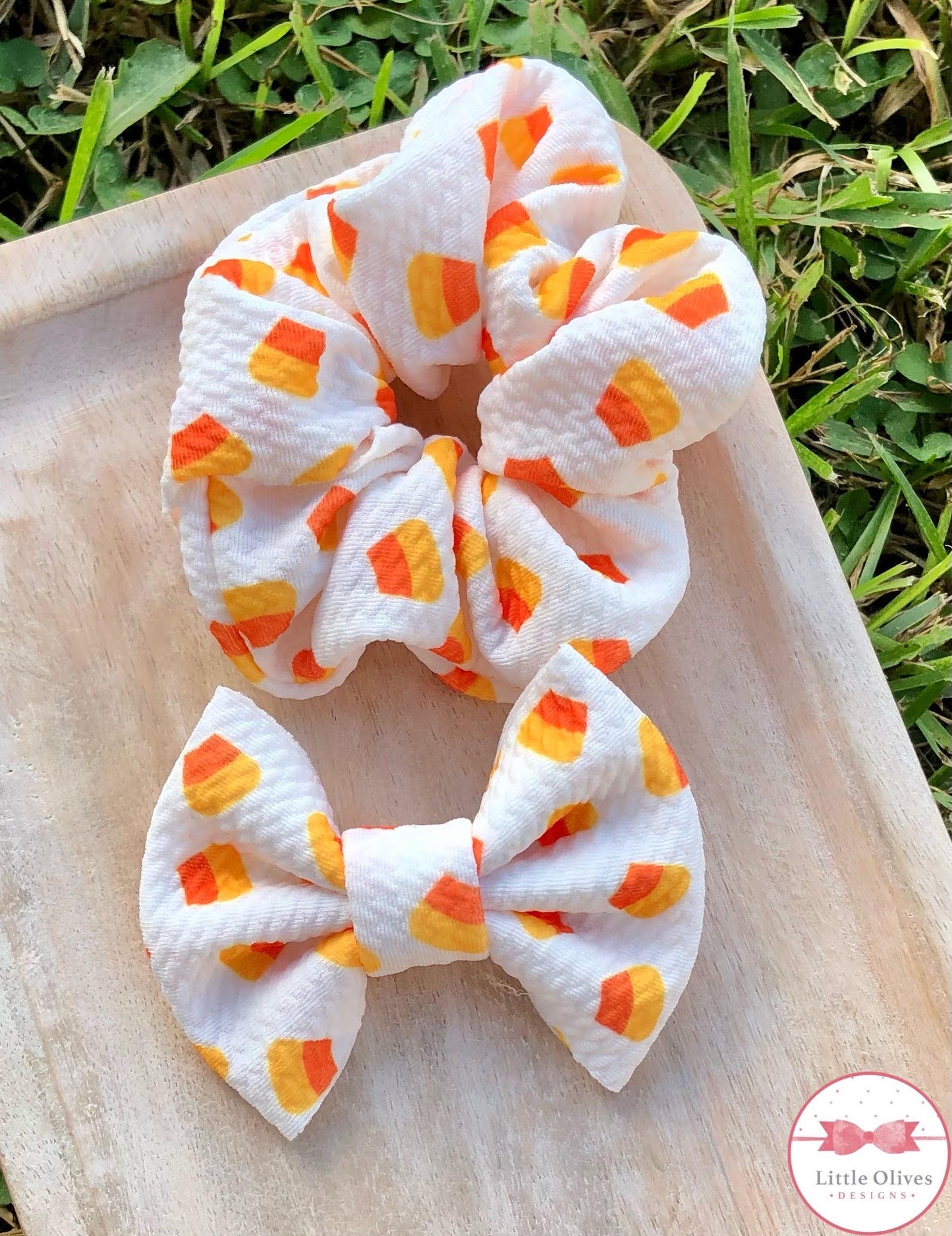 CANDY CORN SCRUNCHIE OR BOW