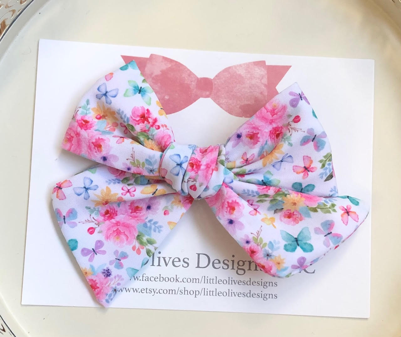 DREAMING IN BUTTERFLIES HAND TIED BOW