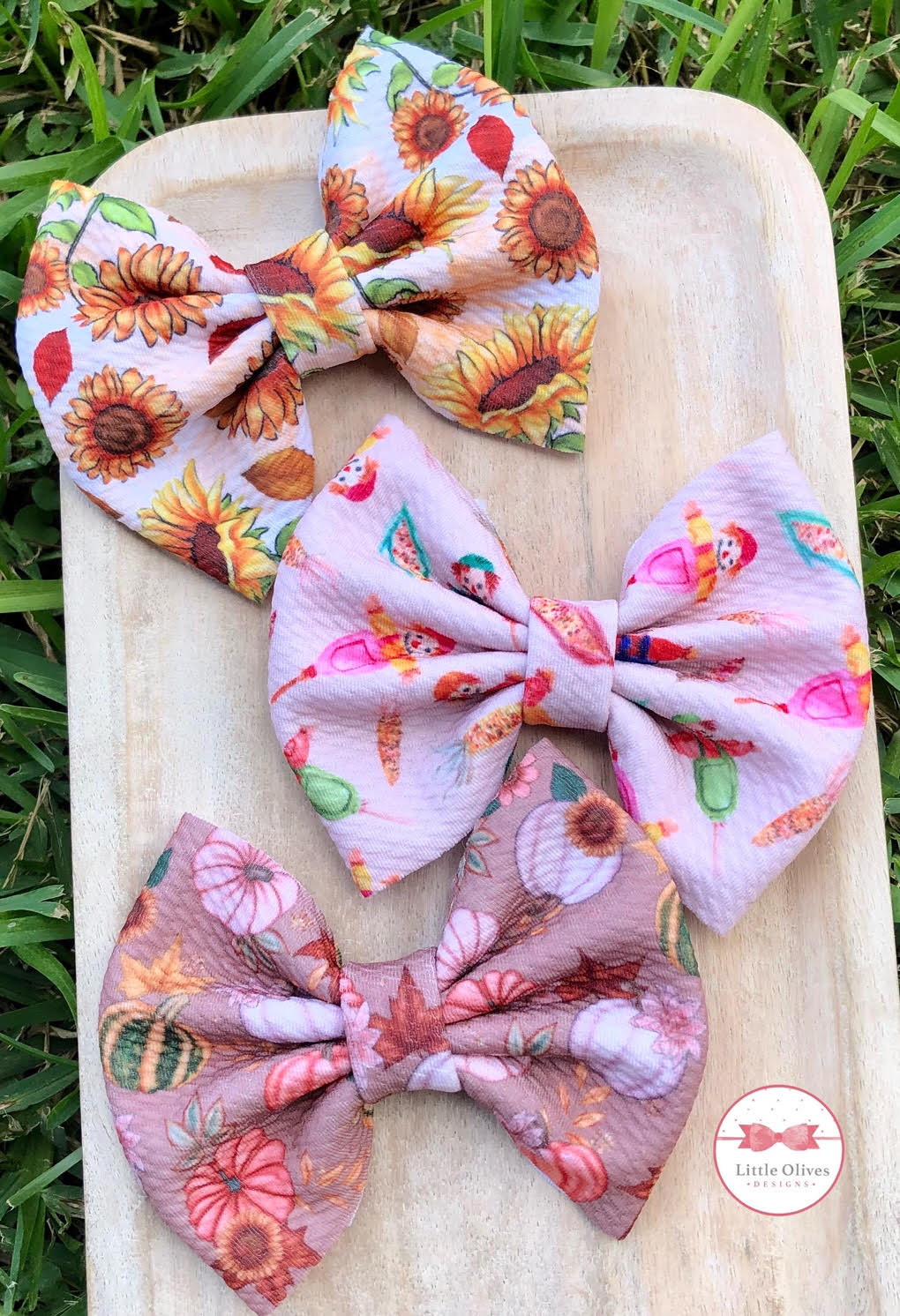 FALL PRINT BULLET BOWS