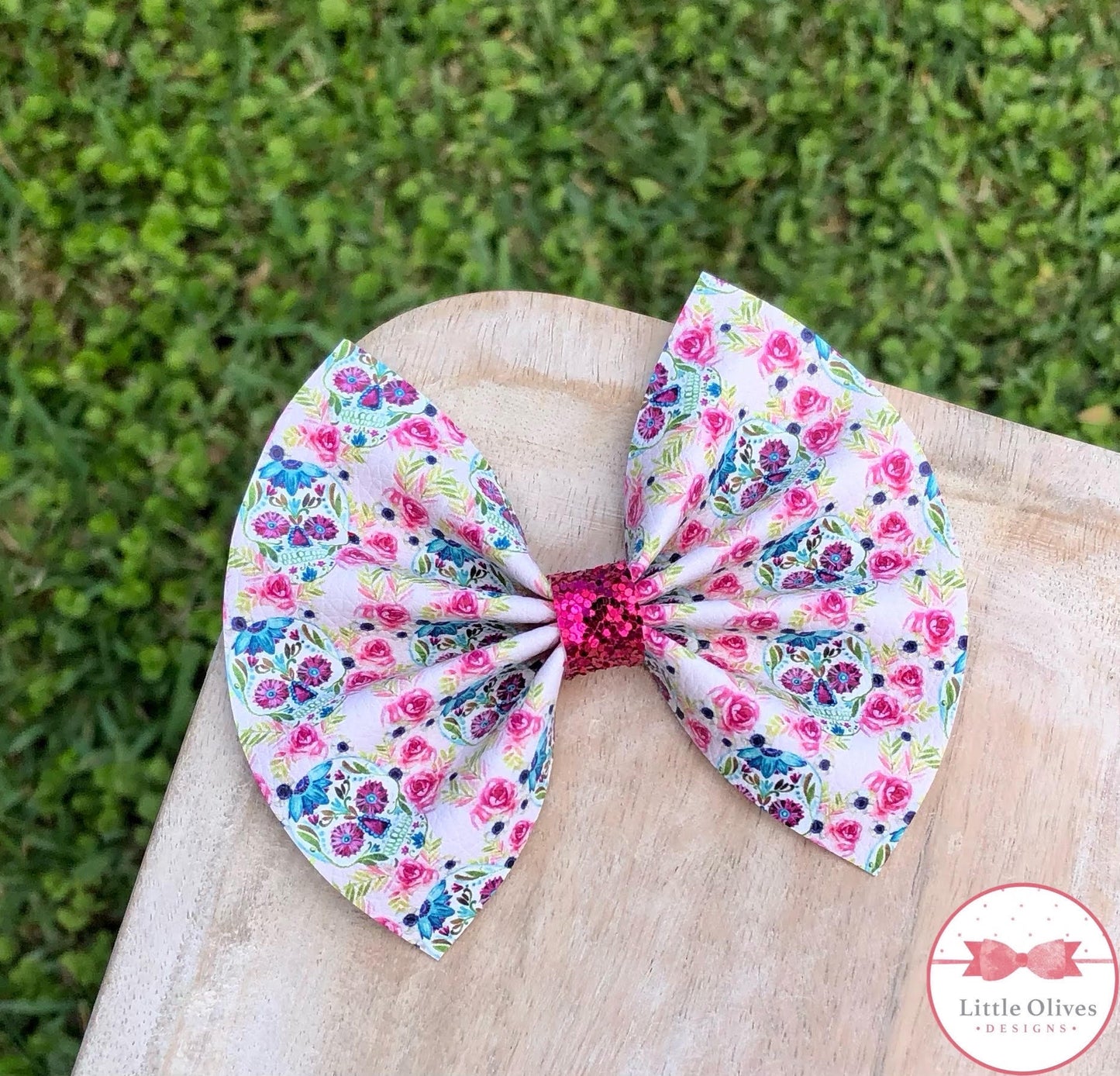 SUGAR SKULLS PINCH BOW