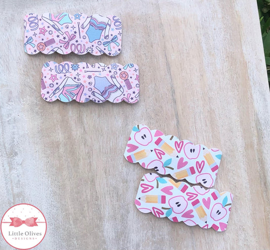 GYMNAST & PINK APPLES SCALLOPED SNAP CLIP SET