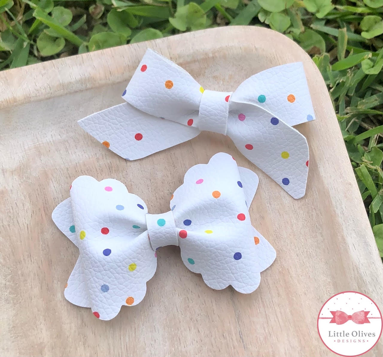 HAPPY DOTS BOW