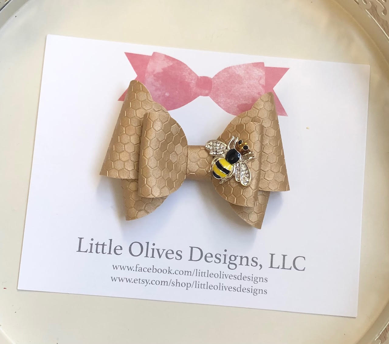 HONEYCOMB EMBOSSED ABBY BOW