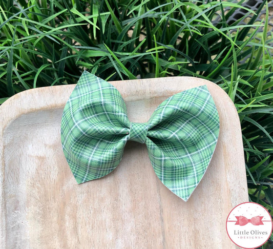 GREEN PLAID PINCH BOW