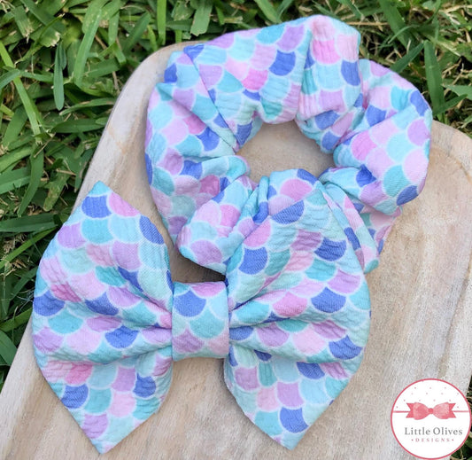 MERMAID LAGOON SCALES SCRUNCHIE OR BOW