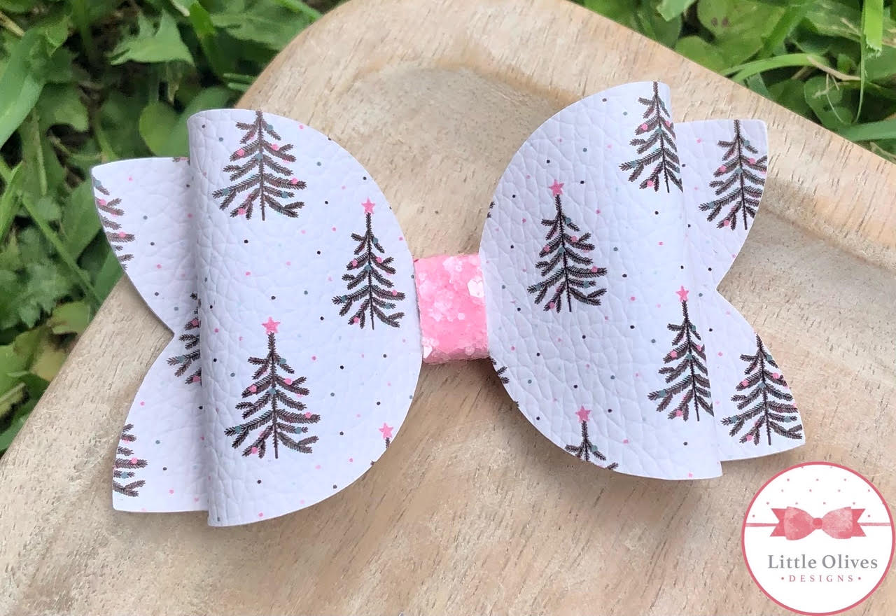 PINK STAR TREE BOW