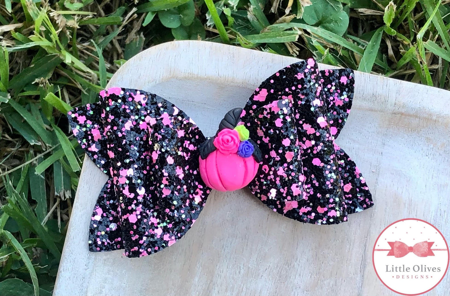 PINK PUMPKIN CLAY BOW