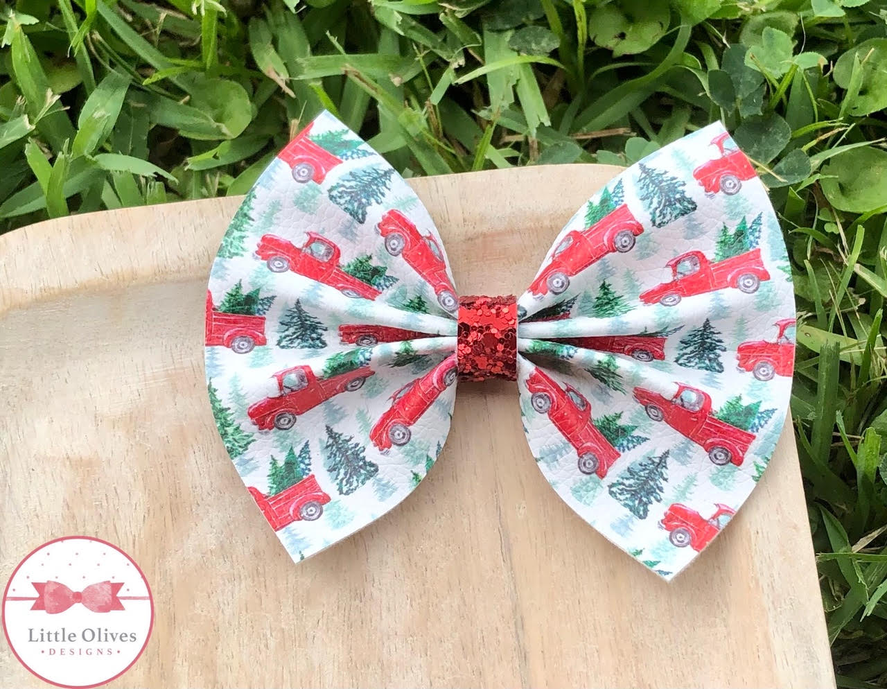 RED CHRISTMAS TRUCK PINCH BOW