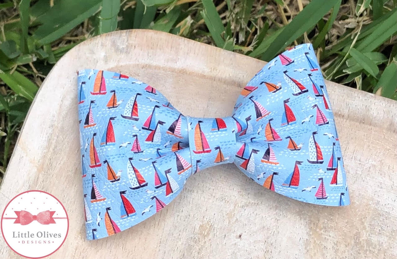 SAILBOATS BOW TIE