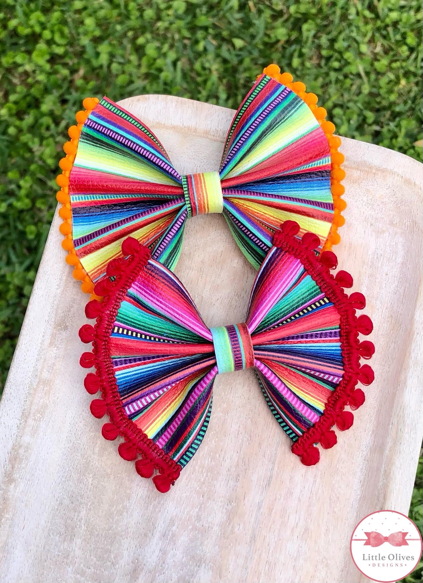 TRIM SERAPE PINCH BOW