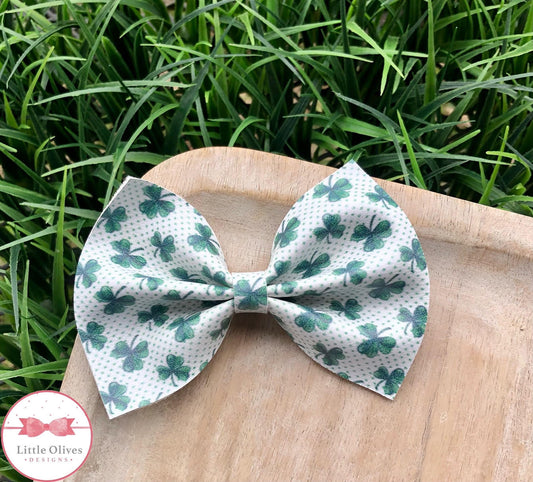 SHAMROCK DOTS PINCH BOW