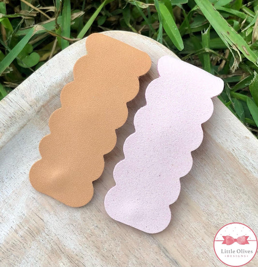 SHIMMER SUEDE SNAP CLIP