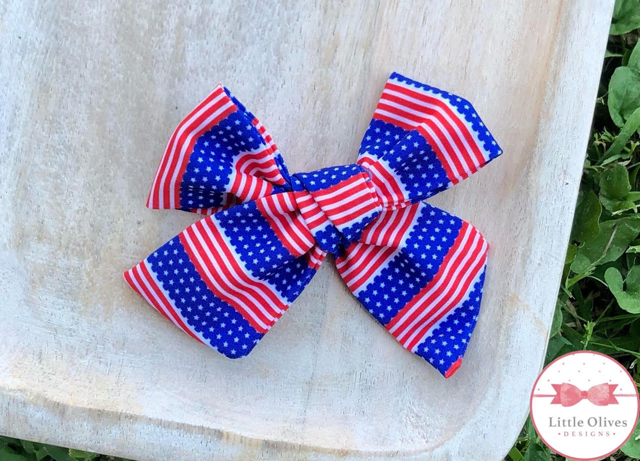 STARS & STRIPES MNI HAND TIED BOW