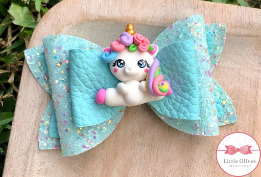 CHUBBY UNICORN CLAY BOW