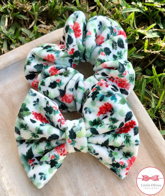 HOLIDAY VELVET BOW AND SCRUNCHIE